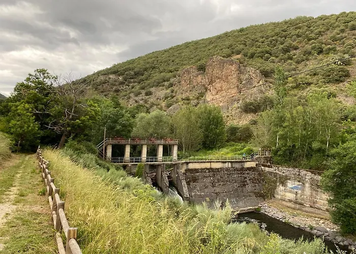 Сasa de vacaciones La Obra De Joaquin, Tu Rincón En El Bierzo Alto *